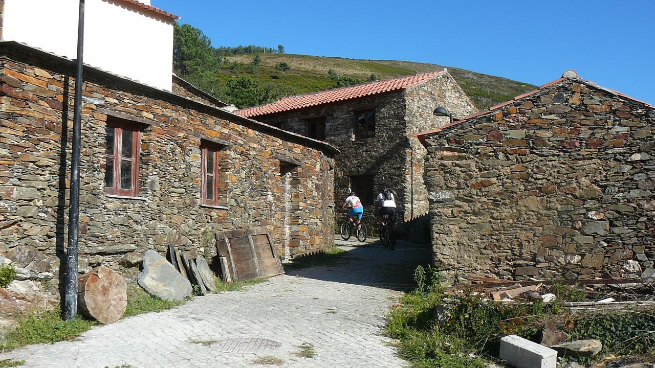 Portantiqua, Guest House Góis Eksteriør bilde